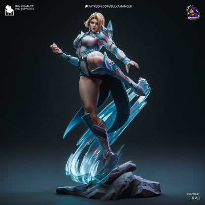 Ice Queen - 1:8 Scale Figure