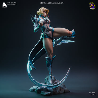 Ice Queen - 1:8 Scale Figure